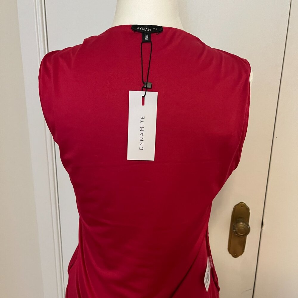 Dynamite Raspberry Square Neck Sleeveless Top β NWT - Picture 4 of 7